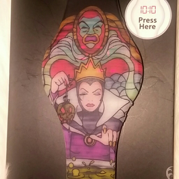 NWT Disney Snow White  LED Watch 6+ Cool - Picture 8 of 8